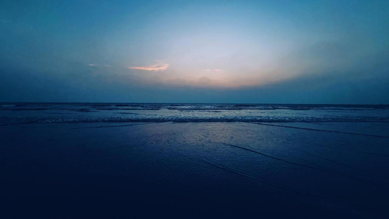 Corniche Beach Resort Mulappilangad Экстерьер фото