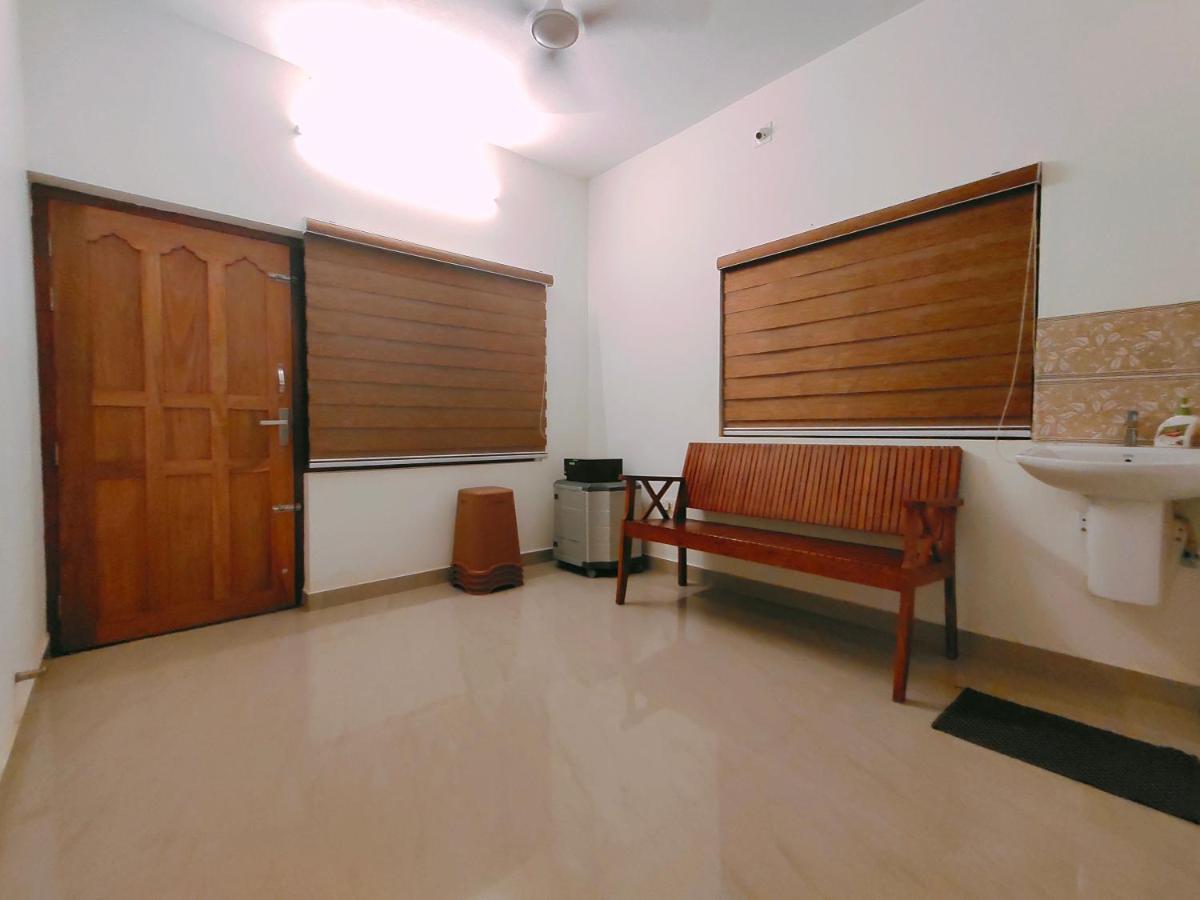 Corniche Beach Resort Mulappilangad Экстерьер фото